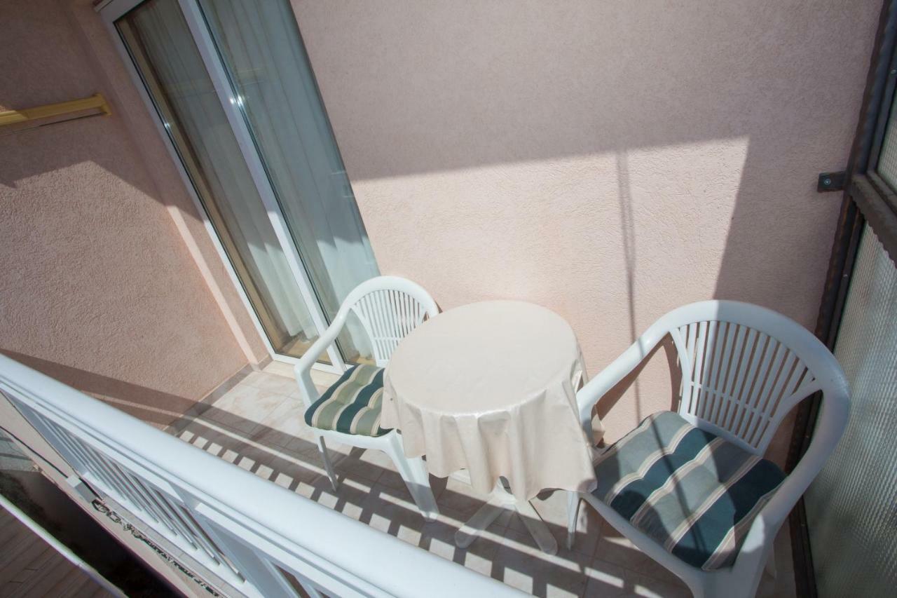 Apartman Antonio Apartment Makarska Exterior photo